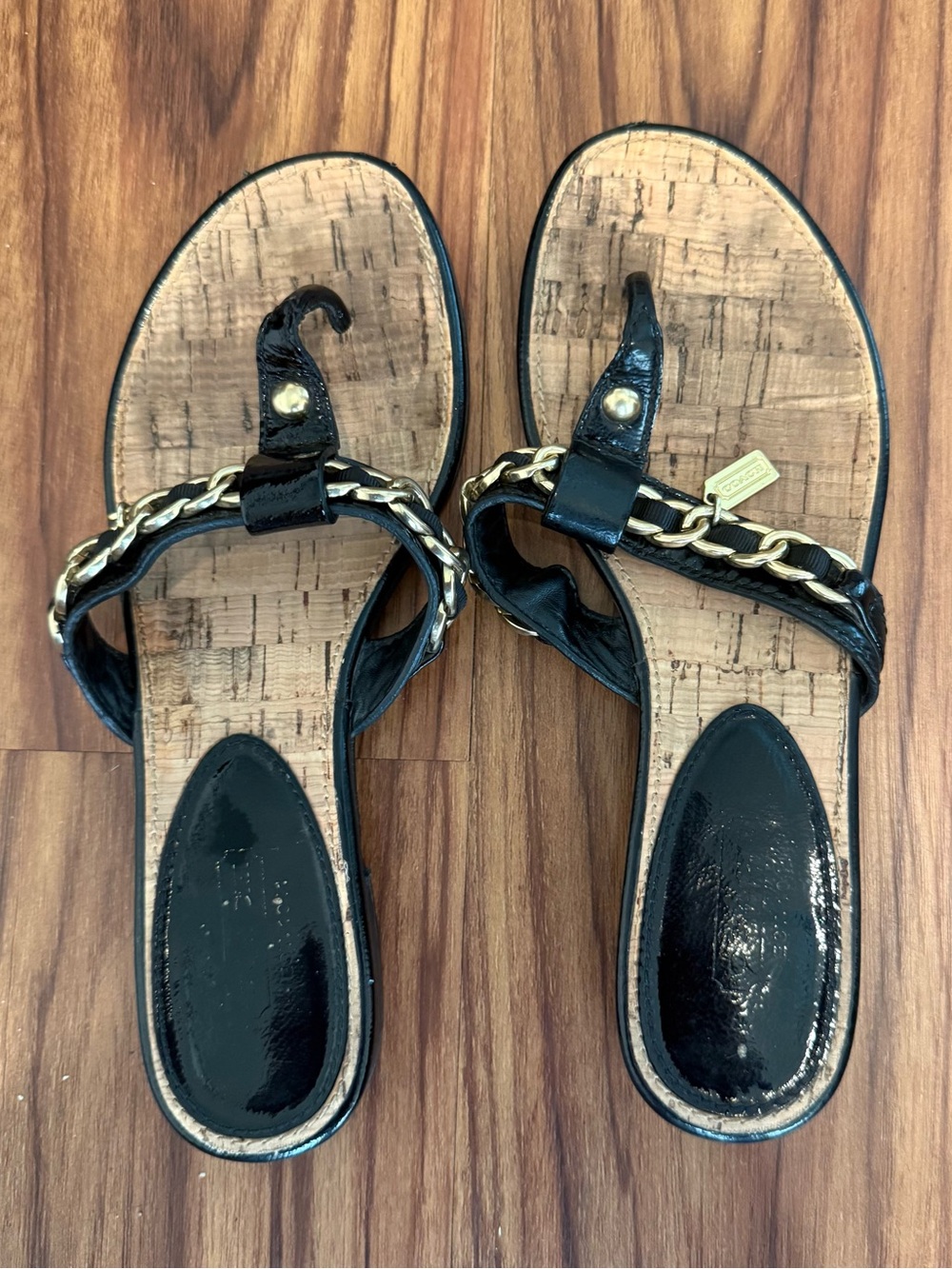 Coach Women's Black Thong Sandals w/ Chain Logo Accents Slip-On Cork Sole